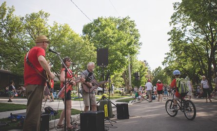 CityKitchener's tweet image. MEDIA RELEASE: #NeighboursDay returns on Sat. June 9 to bring #Kitchener residents together to celebrate their ‘Hood. Read more: bit.ly/2szc3cB #LoveMyHood