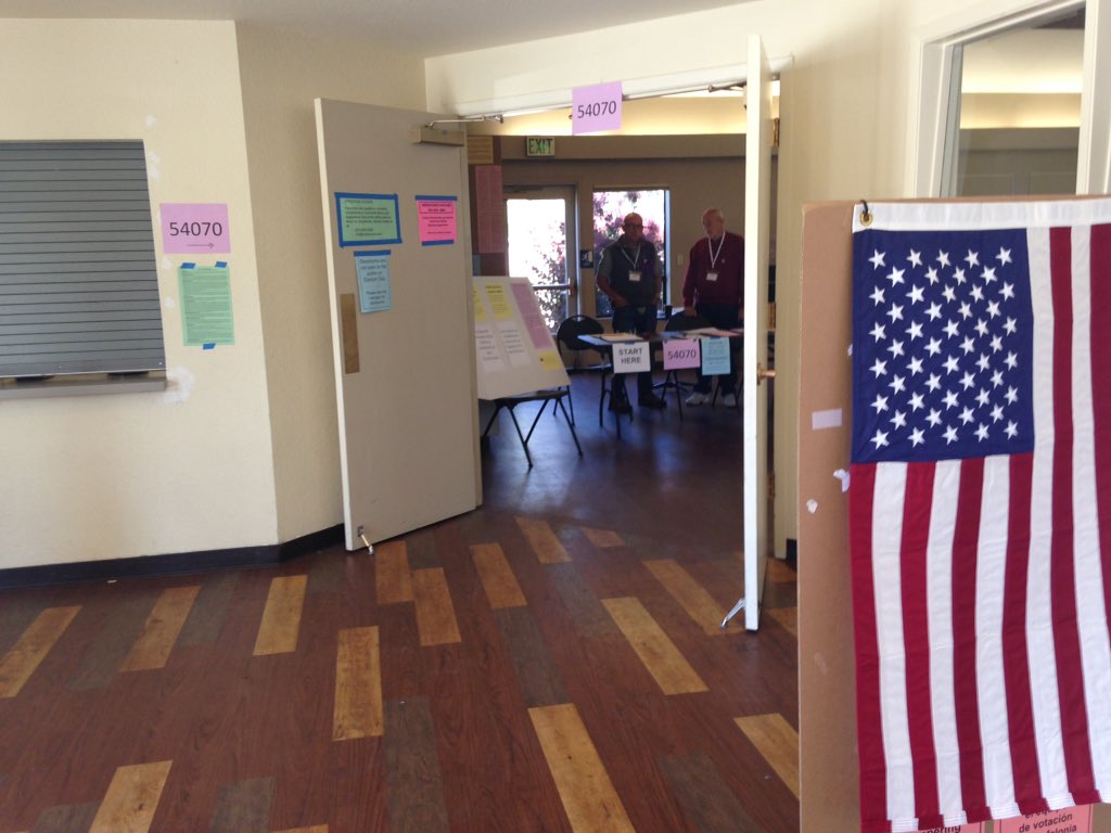 ReporterJess's tweet photo. Voters are fired up about politics at two adjacent polling sites with four precincts in Scotts Valley. #scselection #CAPrimaries #scsrt https://t.co/I29bkgQ993