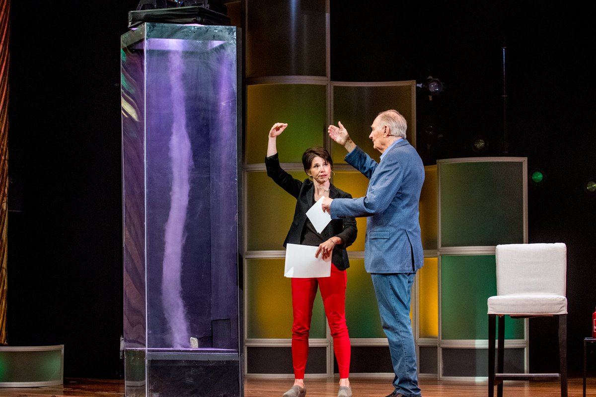 ClimateCentral's tweet photo. Thanks for having us, @WorldSciFest! Our @BernadetteWoods hosted the #FlameChallenge with @alanalda last weekend and had a blast — or should we say, tornado! (Images via World Science Festival/Greg Kessler) https://t.co/C3W1kJ2SPT