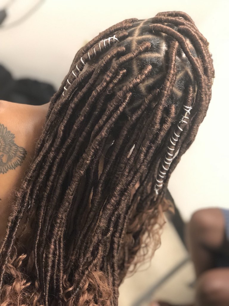 Torii_Moniique's tweet photo. #TouchedByTori #BraidsByMissy #DoubleTrouble #FauxLocs #ApptsAvailable https://t.co/4hRPNePLjn