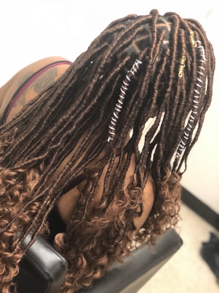 Torii_Moniique's tweet photo. #TouchedByTori #BraidsByMissy #DoubleTrouble #FauxLocs #ApptsAvailable https://t.co/4hRPNePLjn