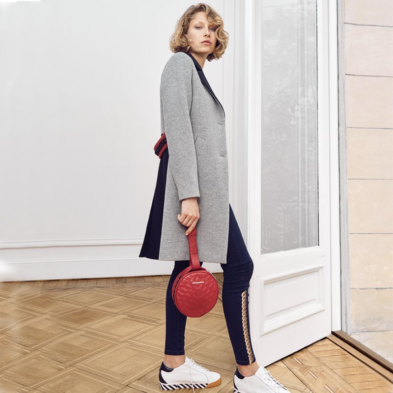 Uma_Oficial's tweet photo. Tapados, el must de los looks de alto invierno! Tapado Ludwig+ Legging Bleu + Clutch Meyer + Zapatilla Theo https://t.co/46olfqz0hz