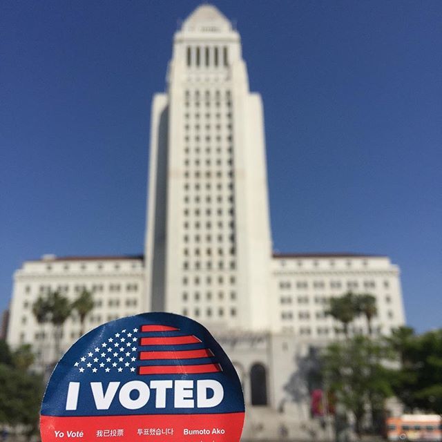 Mango_Fuego's tweet photo. Who's excited about Democracy? #ExcitedBoutFreedom, #ErectingAStrongerGovernment, #DoTheOtherThingsBecauseTheyAreEasy #DeepState https://t.co/6QP2NYP3uE https://t.co/FdnsGaUWsq