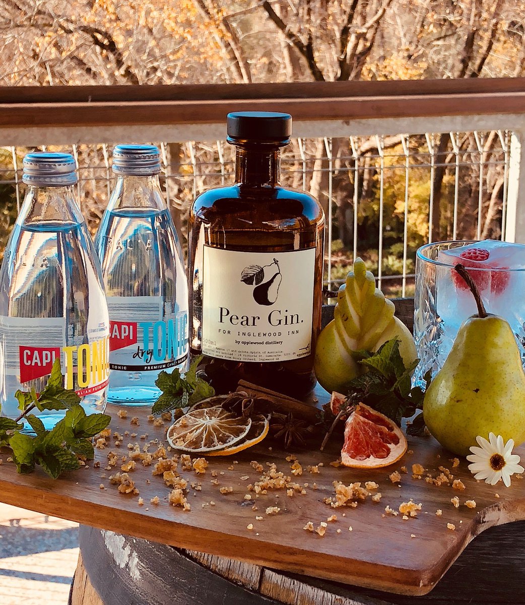 Pear gin!? Yes please! 🍐🥃 #SouthAustralia is a haven for gin-lovers (bit.ly/SAginguide) & on Sat, #AppleWoodDistillery is introducing its newest concoction. Head to @InglewoodInn from 4pm for their Pear Gin launch party! #RestaurantAustralia #Foodie #Gin #SouthAustralia