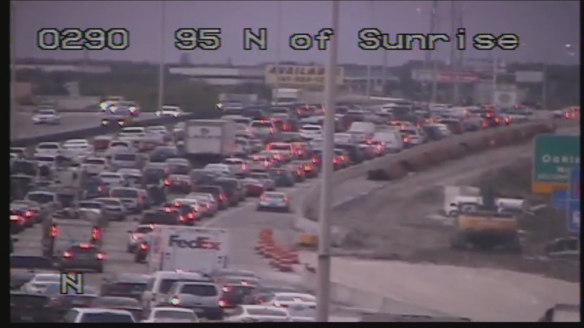 1 dead, 1 hurt after flying tire lands on SUV along Interstate 95 bit.ly/2sAl9WD https://t.co/s2o8K1sqfW