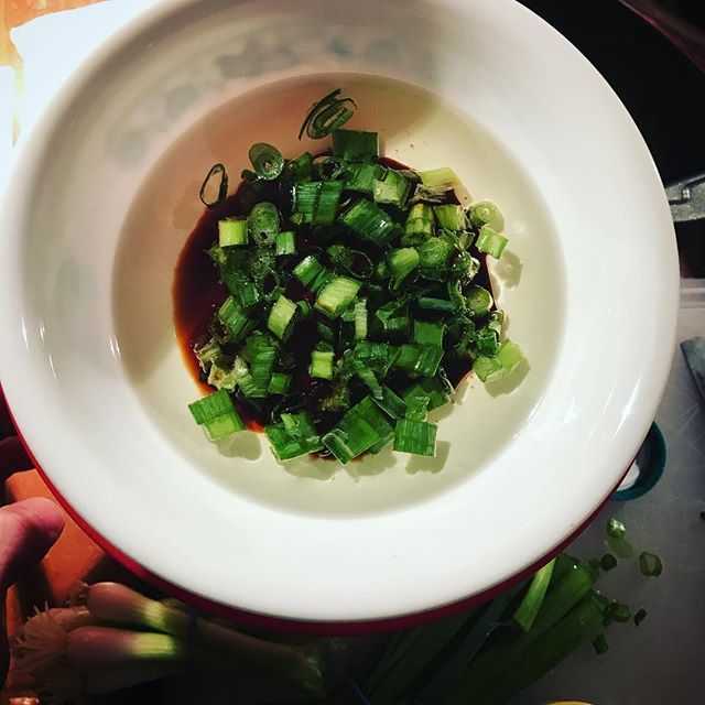 thejeffcallahan's tweet image. Cooking sauce for the chicken! #4hc #fourhourchef ift.tt/2M1pRF1