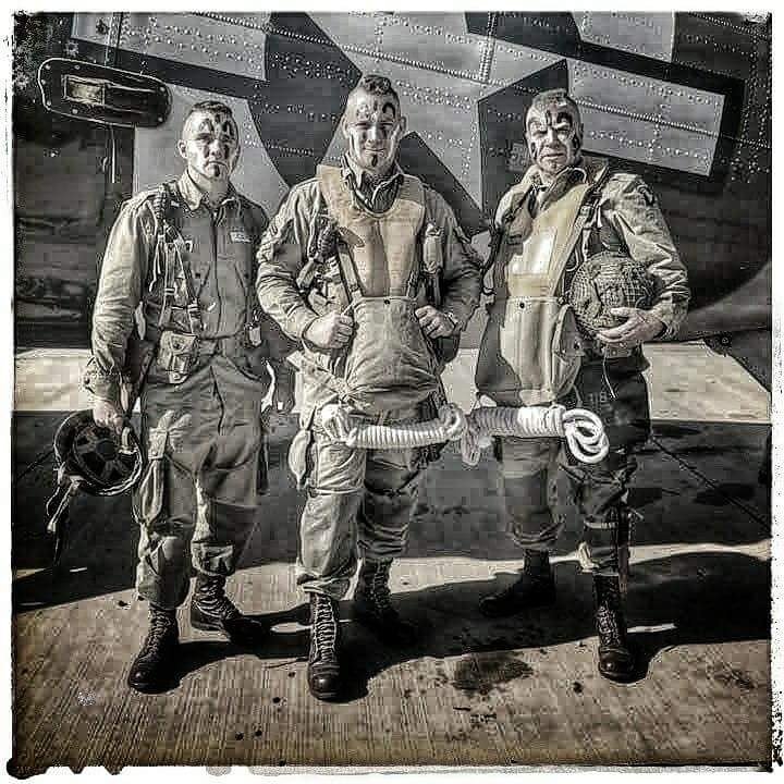 WWIIADT's tweet photo. 74 years ago #filthy13 McNiece's idea to honor his #NativeAmerican heritage to apply #warpaint to the men. #reenactphoto
#wwiiadt #paratroopers #Dday #Airborne #rememberhonorserve #101st #screamingeagles #heroes #greatestgeneration #jumpschool #veterans #C47 #normandy #SJS17 https://t.co/CFUYw19Jaq