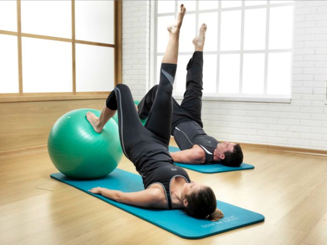 StudioClass2's tweet image. A concentração e o controle do pilates faz a mente forte e muda um corpo fraco. #studioclass2 #pilatesguará #bemestar #amopilates #pilatesconcentração #pilatescontrole