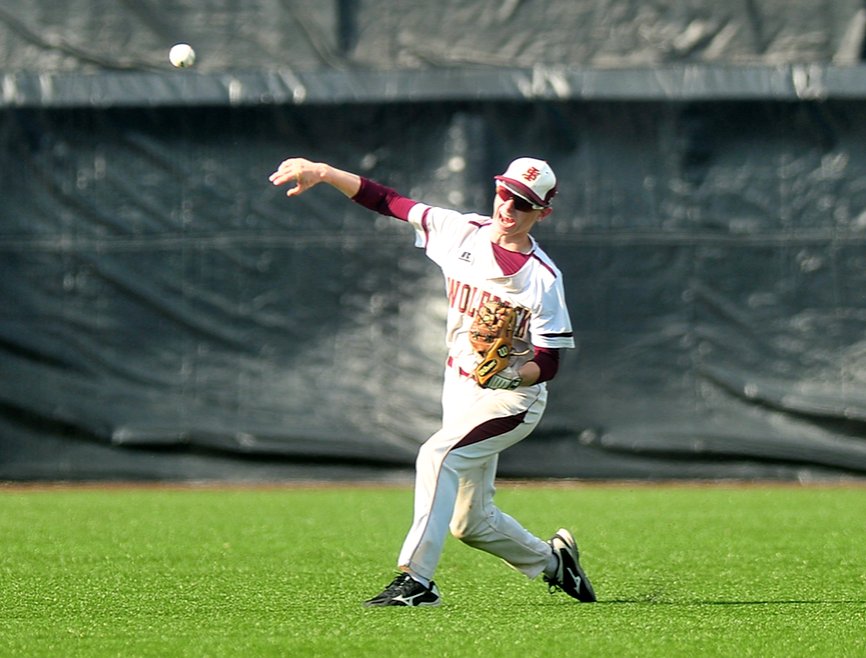 Tim_OBrien10's tweet photo. Whether he's looking for a hit or making a play in CF, St. Ignatius senior Brian Gannon knows how to Baseball only one way. He screams (or at least appears to be screaming) throughout the game. https://t.co/5UpfdxCWoV