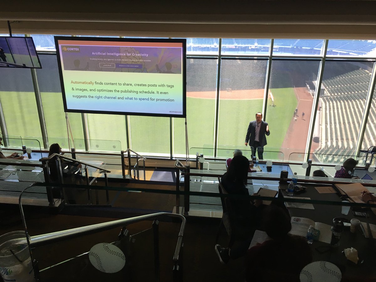 JessJJanda's tweet photo. There are SO many ways to use AI in your marketing strategy, even if you aren’t an enterprise business! Great final keynote of the day #aimarketing @nicholasholland #expinbound https://t.co/ovsIkd2le1