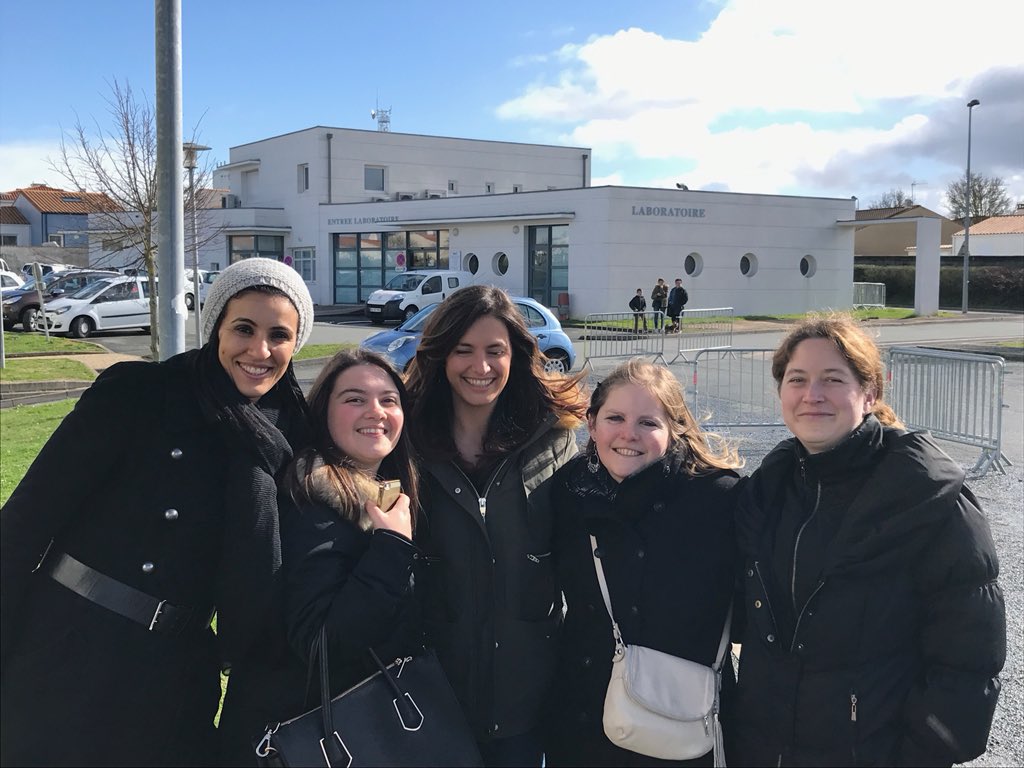 lindabergereau's tweet photo. @Cindiy_Na @TF1SeriesFilms @LMilotOfficiel @missmarinette78 @merdeuse01 Que de bons moments et souvenirs partagés avec vous toutes ❤️ #QJSGJTT #figuration Merci Laeti pour tous ce bonheur que tu nous apportes❤️ces sourires c’est grâce à toi 😘 https://t.co/JNEUcQDEVy