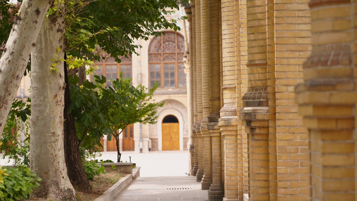 SweetSourTravel's tweet photo. #Iran #Tehran #VisitTehran https://t.co/ejn8DsAndf