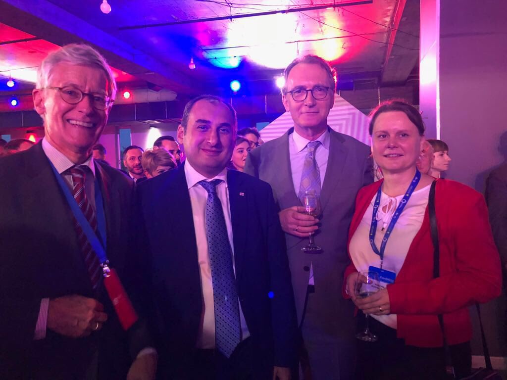 Celebrating the symbolic flag handover at #EuroDIG18 with <a href="/Economygovge/">MOESD of Georgia</a> minister Kumsishvili, Dutch ambassador <a href="/Jos_Douma/">Jos Douma</a> and <a href="/_EuroDIG/">EuroDIG</a> SG <a href="/shoferichter/">Sandra Hoferichter</a>. #EuroDIG2019inNL #Internet #Netgov #IGF2018 Photo credit: <a href="/MarBonthuis/">Marjolijn Bonthuis</a>.