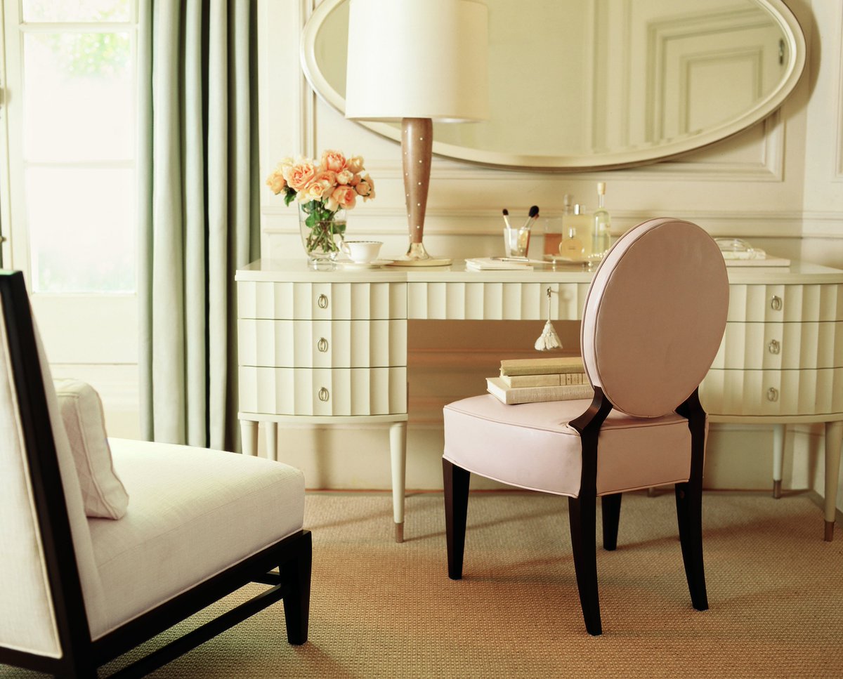 A distinguished elegance✨#BarbaraBarryHenredon #Henredon #InteriorDesign barbarabarryco.com