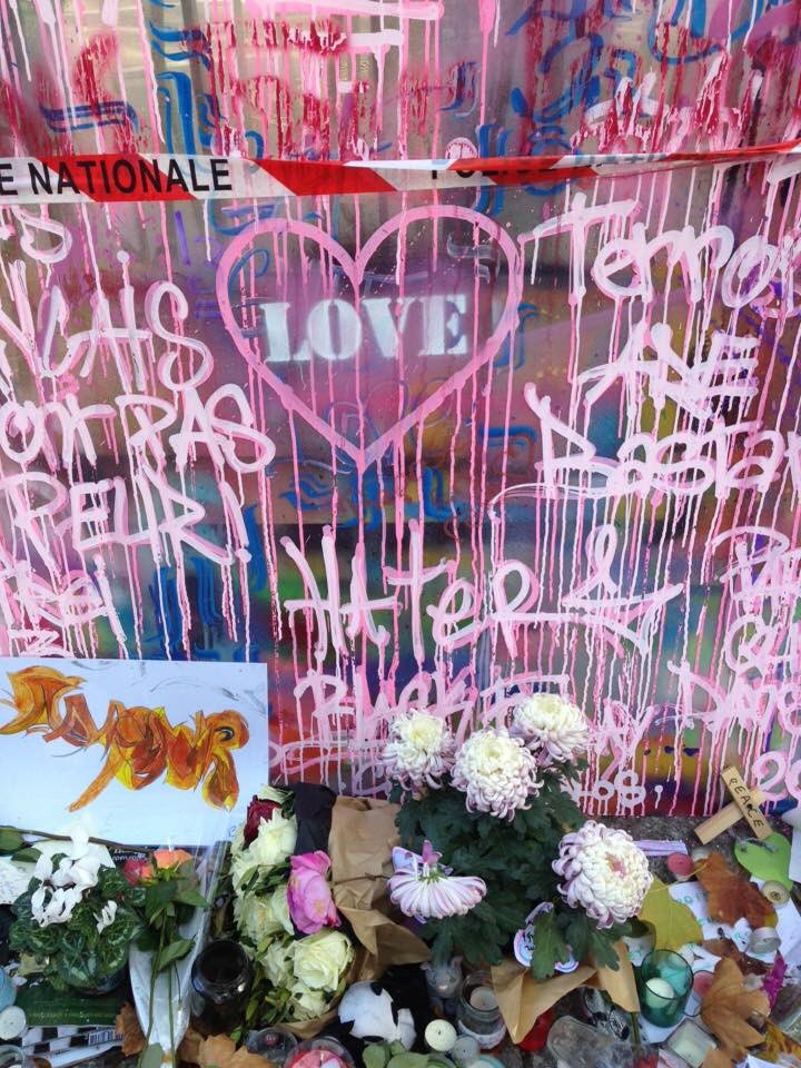 « À la fin c’est toujours l’amour qui gagne » #13NovembreFluctuatNecMergitur <a href="/NetflixFR/">Netflix France</a>