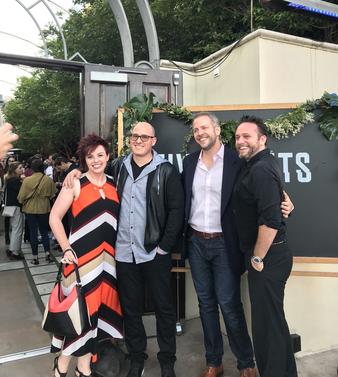 indm's tweet photo. Big night last night, celebrating the launch of Five Points w/ @Facebook Watch &amp; @SimpsonStreet. Episodes 1-3 on now:  https://t.co/XHpZ87L9PT …
@nathanielpotvin @spencemooreii #raychamjr @madisonpettiss @hayleykiyoko @JakeAWalker @thetreycurtis @kerrywashington @simpsonstreet https://t.co/oeCH91rTPD
