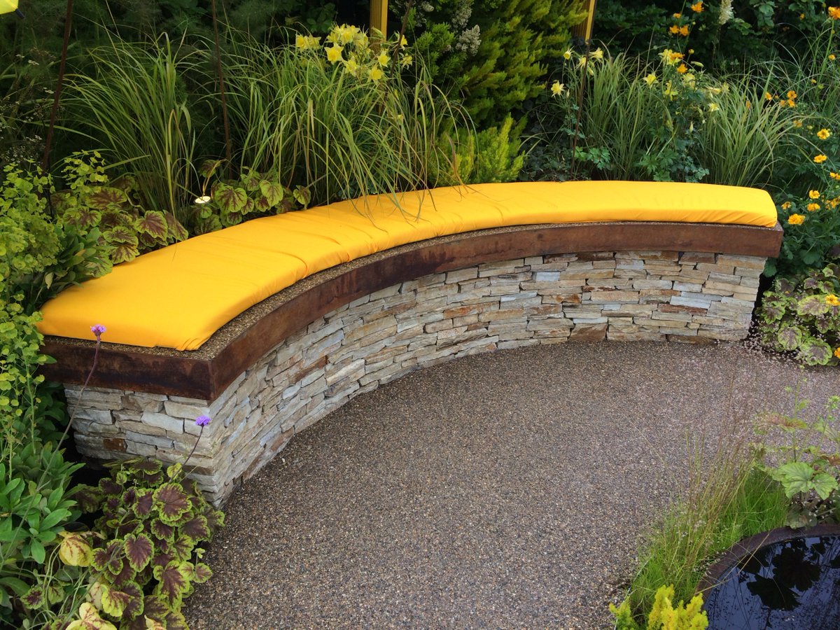 patio_daniel's tweet photo. A quick recap of our work at @bloominthepark #rustfinish https://t.co/Qhm3TLDRCS