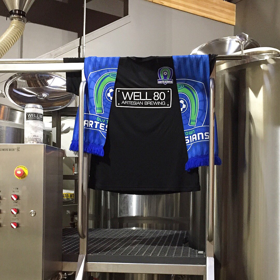 gofcoly's tweet image. WELL 80 x OLY TOWN ARTESIANS COLLAB :: 

Grab yourself an exclusive, limited edition Artesians/Well 80 warmup t-shirt down at @Well80Brewhouse today for just $25! 

#wellmadebeer #wellmadesoccer