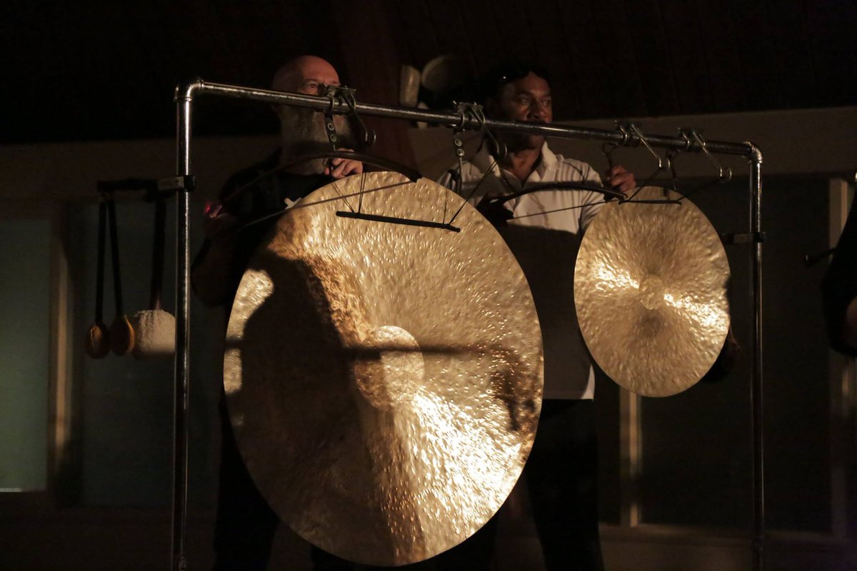 smallworldnotes's tweet image. End of May we closed out the #AsianMusicSeries with the @musicgalleryTO presentation of Tatsuya Nakatani's Gong Orchestra featuring an all-star cast of local musicians participating in the project of this percussive  mastermind. A fitting farewell to the 16th annual edition