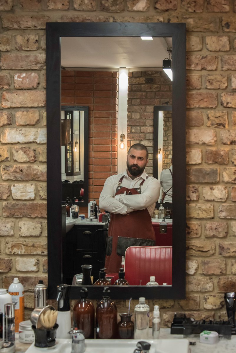 ElizabethArgyll's tweet photo. Portrait of a Jack the Clipper.

[Colour or b&amp;w?]
#photography #makeportraits #portraits #JackTheClipper #Nikon  #blackandwhite #streetphotographer #BrickLane https://t.co/izdFrnYnOM