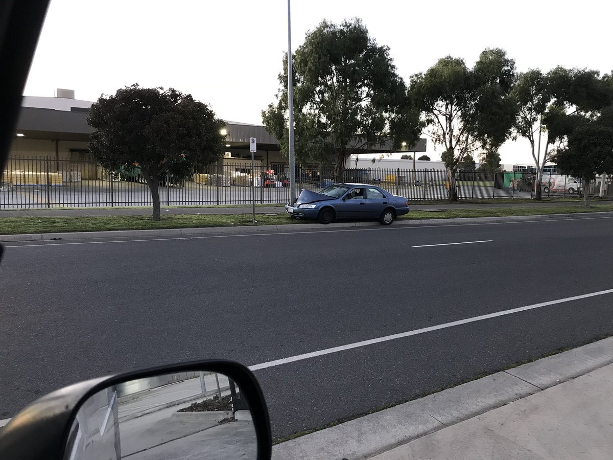 Antoniocoppe's tweet image. #notatesla 
#notautopilot