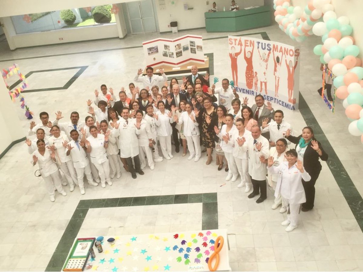 DidierPittet's tweet photo. Great time visiting a referral pediatric #hospital in #Toluca #Mexico witnessing efforts to promote @WHO #HandHygiene https://t.co/moPO7Wp5qp