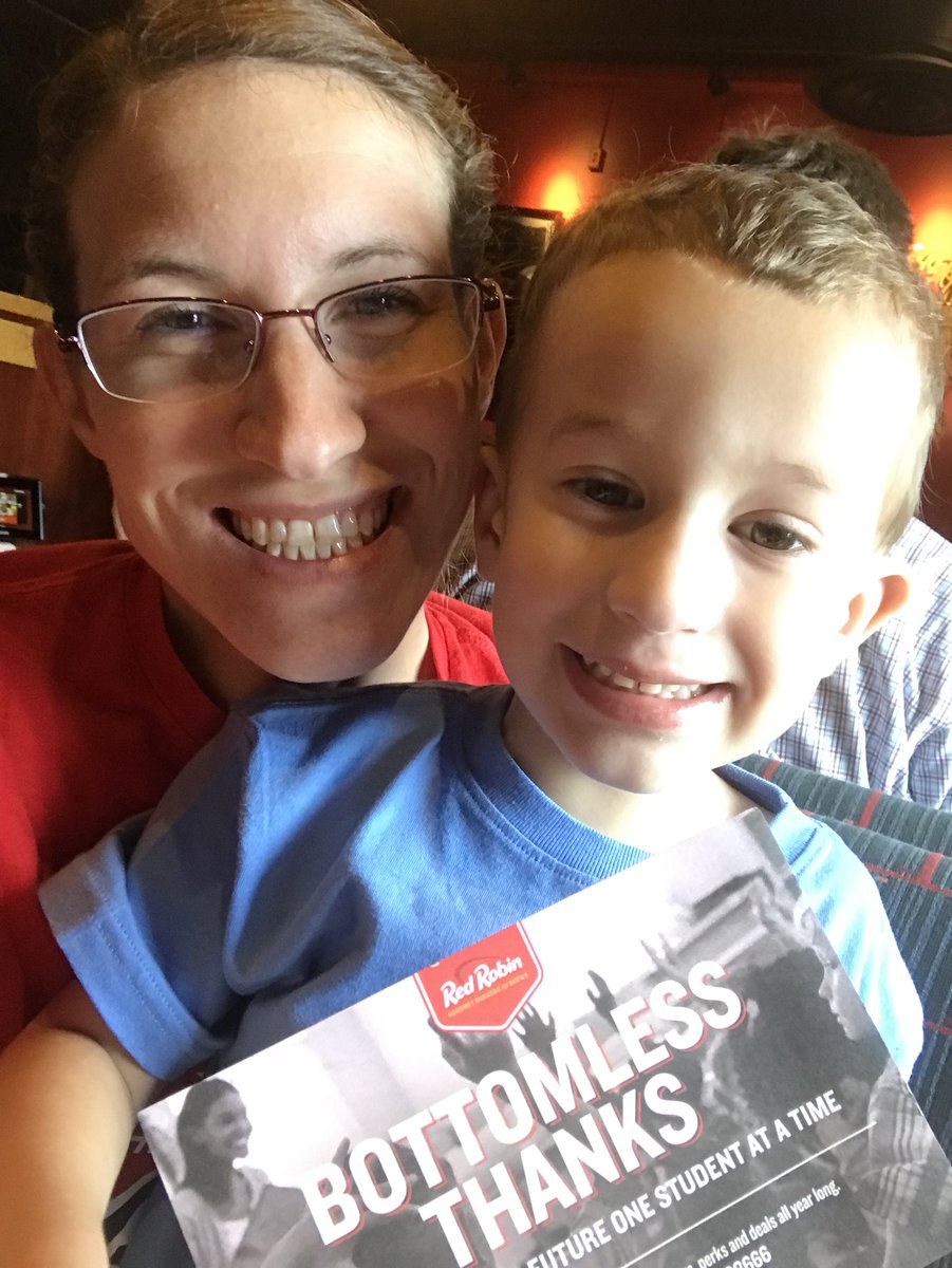 MrsSWadsworth's tweet photo. @redrobinburgers  Thank you for the delicious 🍔 https://t.co/Q6l5yz2j6N