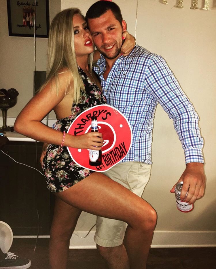 ChuckDeal8's tweet photo. Happy birthday to the craziest cat lady I know @_a_l_lison love you and miss you #Tharpy https://t.co/JKCV4I3dES