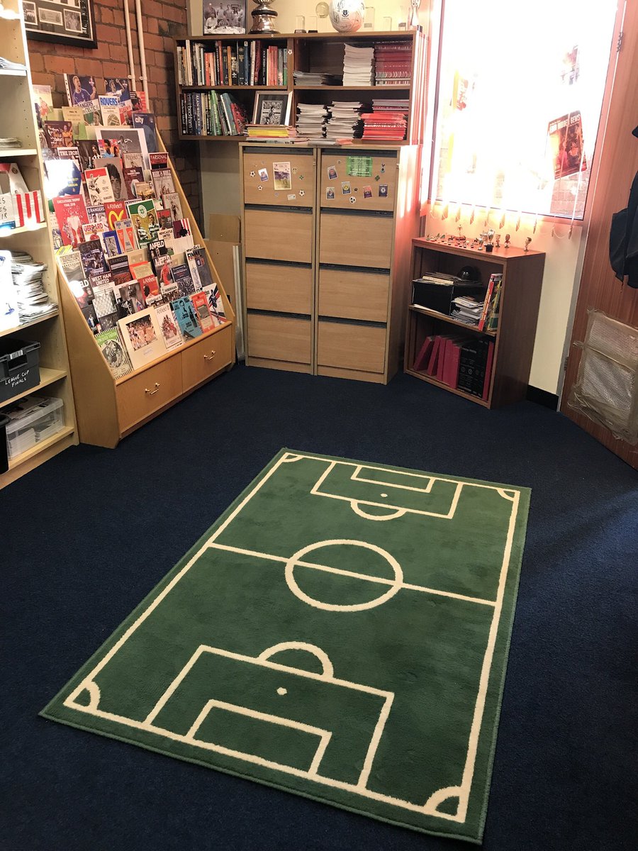 iw1963's tweet photo. Evening lads and lasses . Iβve been nabbed again to do an interview for ITV news for the saving of programmesI was wondering it any of you had any useful info re programmes. Oldest,Rarest,Most valuable
Which club produced first issue, stuff like that. Please retweet.#quicktidyup. https://t.co/jKMLMunNGD