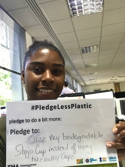 WillmottDixon's tweet image. Some more great pledges including glass milk bottles and committing to cooking one plastic free meal a week as a minimum! #PledgeLessPlastic #WorldEnvironmentDay #BeatPlasticPollution #NoPlastic #UselessPlastic #EcoFriendly #Sustainability