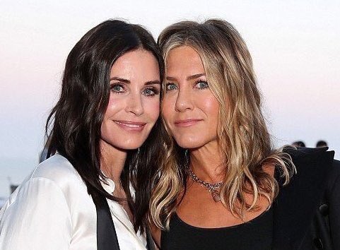 insidefriends's tweet image. 