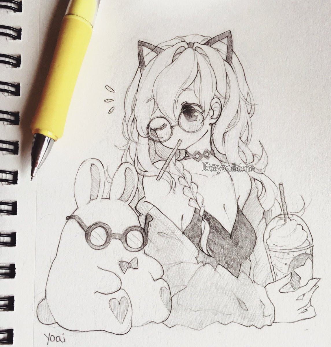 I want round glasses like these ;A; ! 