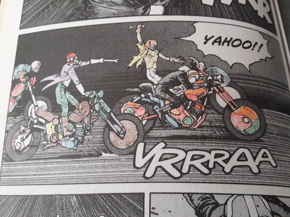 Someone's been using the library's copy of #Akira as a coloring book.