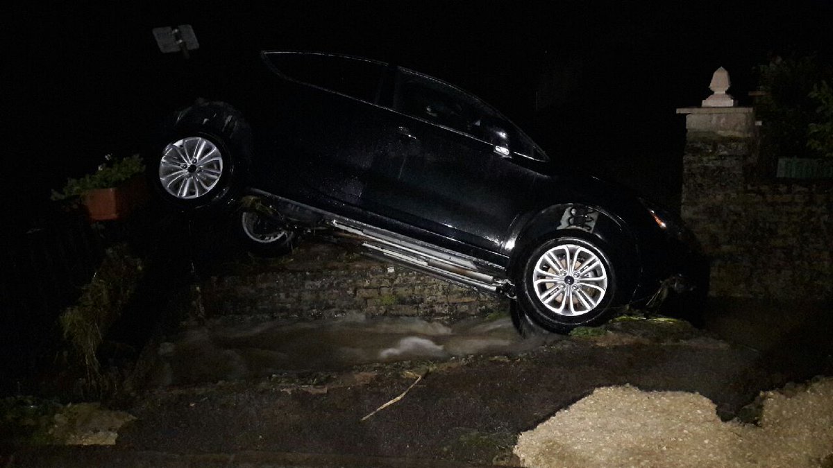 Prefet52's tweet image. #orages F SOULIMAN @Prefet52 constate dégâts sur Corlée et Langres où l'usine Plastic Omnium  inondée. 
50 interventions 60 mm de pluie en une heure - 50 interventions
merci au SP @sdis52