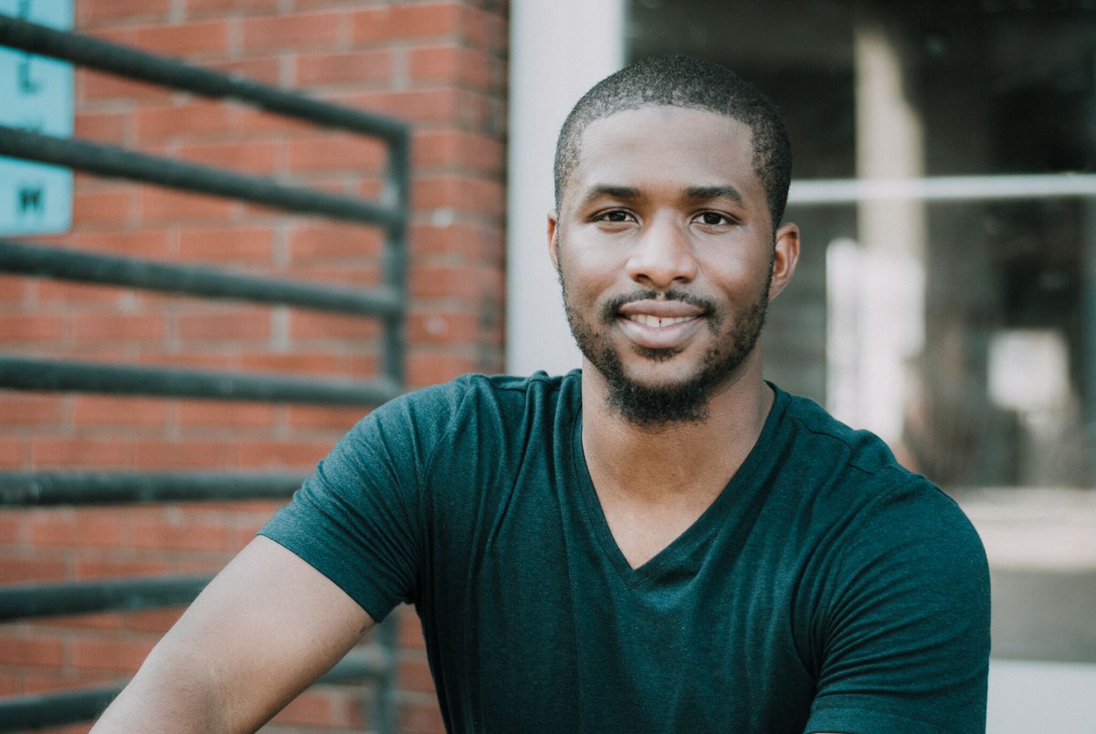 DFWBlkBloggers's tweet image. Meet New #DFWBlackBlogger Ambassador | DARRYL DAWSON
#MaleBlogger #BlackBlogger #DFWBloggers #BlackMenLead #BloggerAmbassador #DFWBlackBloggers 
dfwblackbloggers.com/2018/06/05/dar…