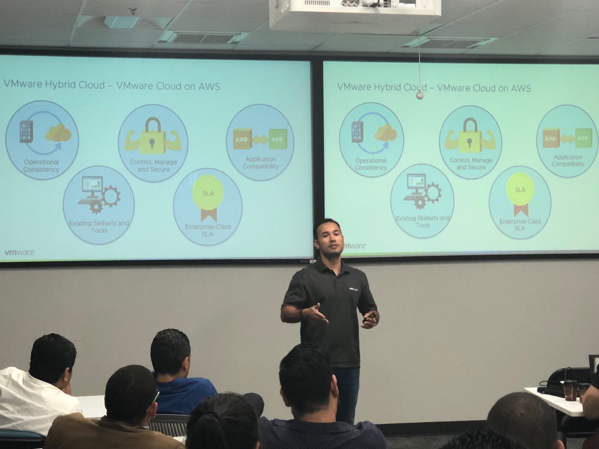 thikoga's tweet image. Talking about VMware Cloud Services for our LATAM partners at Costa Rica. #RunNSX #vmwarecloudonaws #VCS