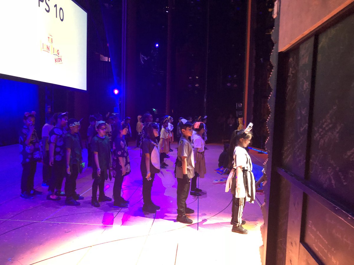 driv730's tweet photo. What an AMAZING afternoon! So unbelievably proud of our stdts. They had their 1st Broadway Deput Performance! Thank you @disneymusicals and @Ms_Perillo Our stdts will have this moment for the rest of their lives! @t_igneri10 #ps10forthill @ArtsEd_SI_BKS @DOEChancellor https://t.co/5wt7v6SFd1