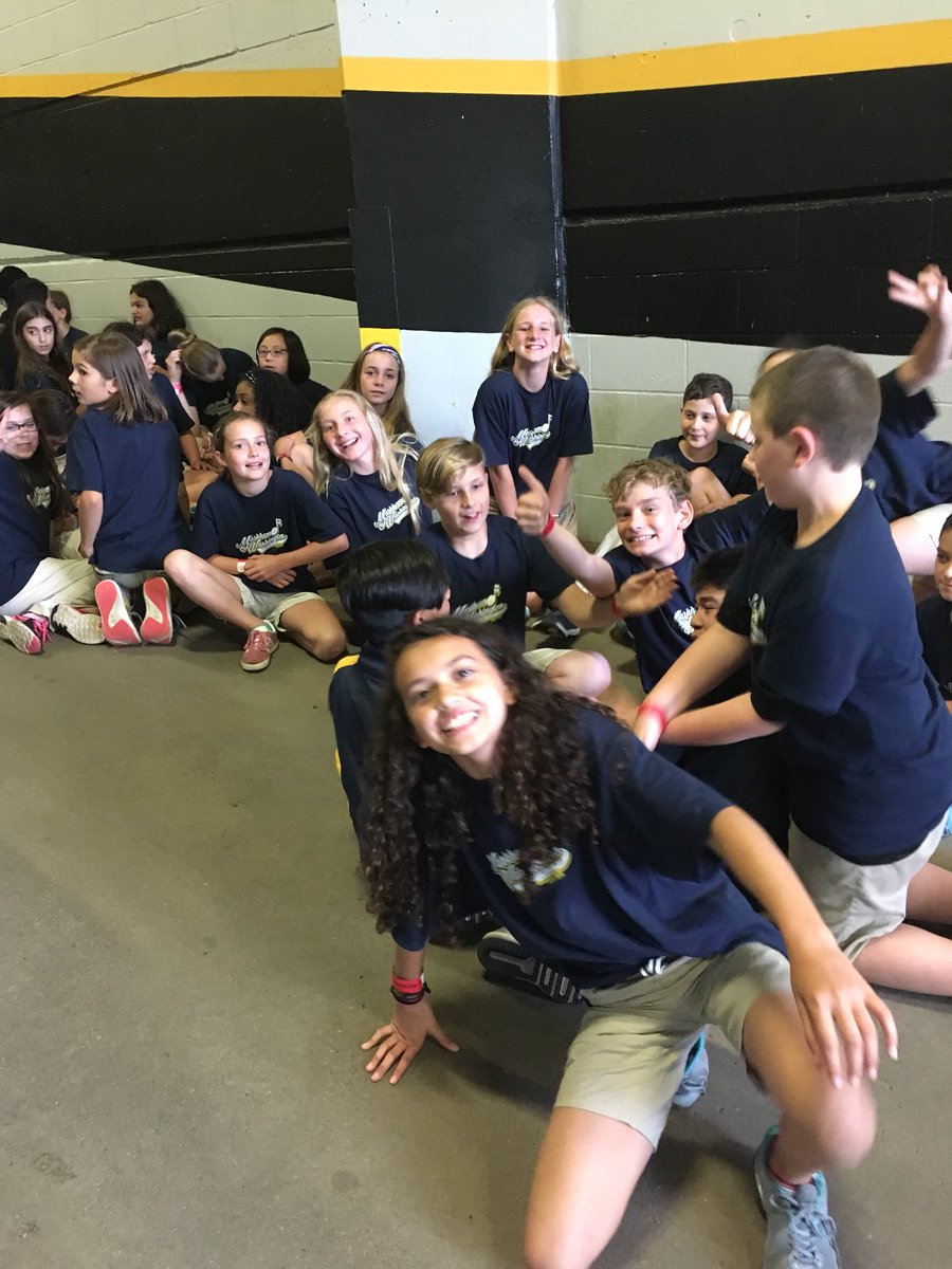 WES_5thgrade's tweet photo. Waiting for the rain to stop at PNC Park!  #Thisiswes #leboproud @MNelsonWESMTLSD https://t.co/BYgMNPWGbh