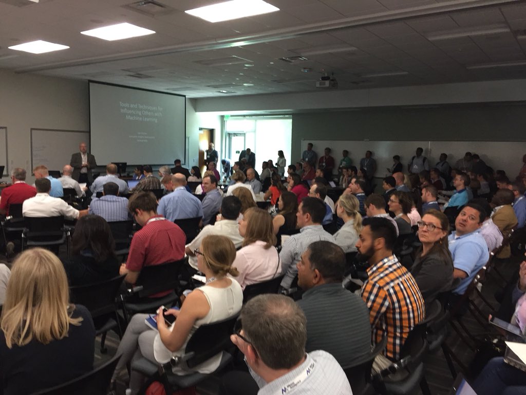bonnieholub's tweet image. Packed room to hear #ML @ General Mills @MinneAnalytics #BigDataTech