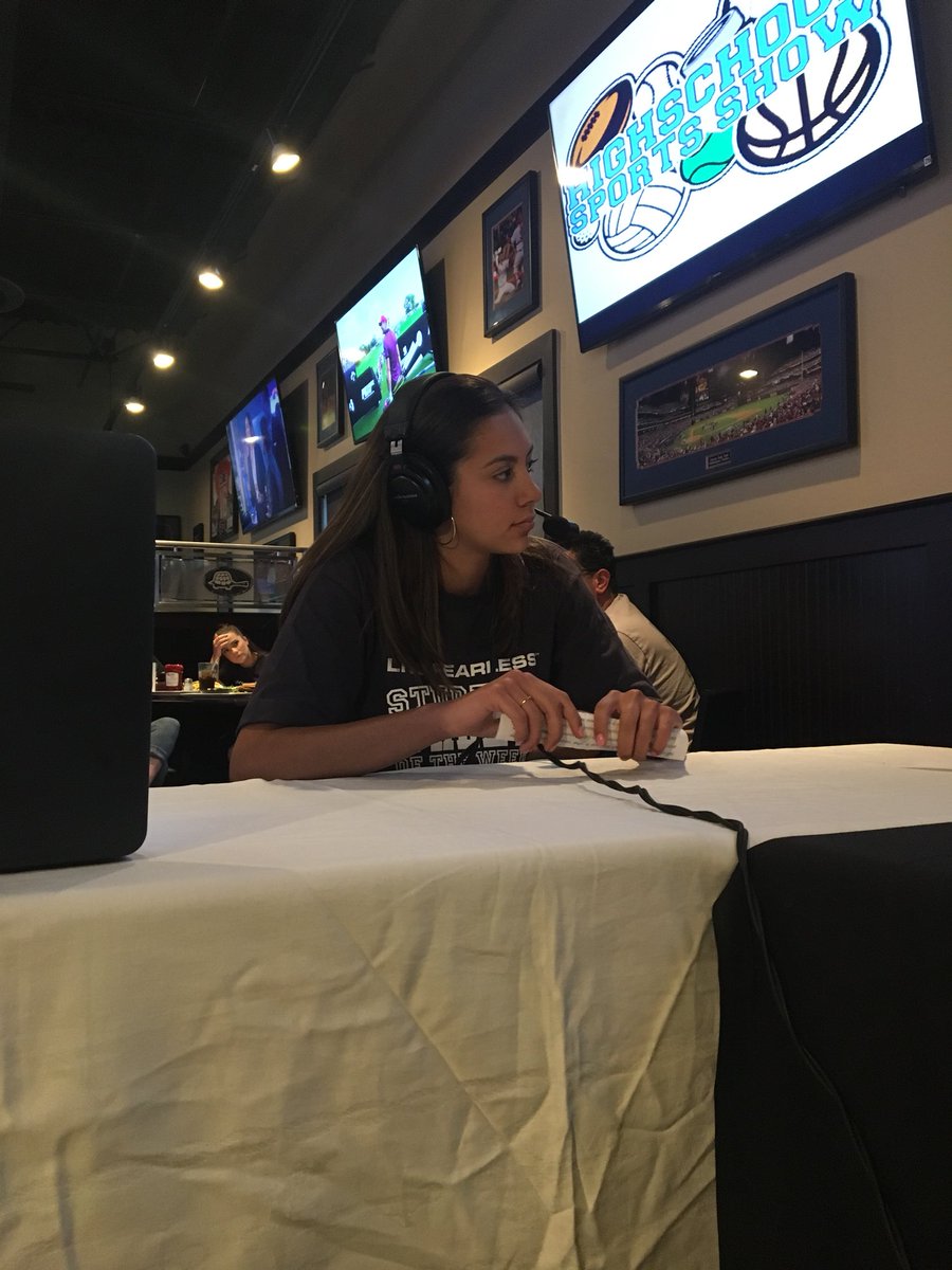 Let’s get started! Joining us at the desk for the first segment is...

Sean Edling - <a href="/schacademy/">Springside Chestnut Hill Academy</a> 
Bridget Thompson - <a href="/CouncilRockSD/">Council Rock</a> 
Alana Cardona - <a href="/SASD_SAHS/">Souderton Area HS</a> 
👏👏👏👏👏