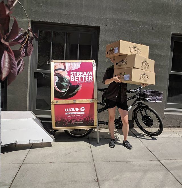 pdxpedpow's tweet photo. Wave G can handle the heavy loads. They're your local internet gigabit provider.
@pdxpedpow @Waveg
_____________
#ridercole #waveg #heavy #timschips #fast #pnwcollective https://t.co/DyMwP8YjPq