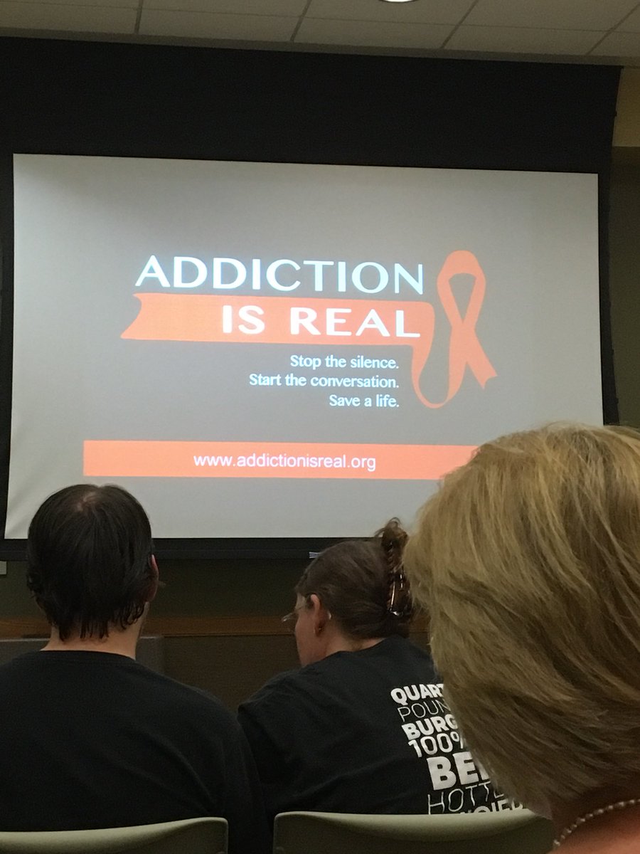We are breaking the silence!  Thanks to all who attended! <a href="/Dr_JakeLong/">Jake Long</a> <a href="/mh_pto/">Mountain Home PTO</a> @Leigh_Gigliotti <a href="/DanaJoBrown/">Dr. Dana Brown</a> <a href="/BombersMh/">Mountain Home Public Schools</a>