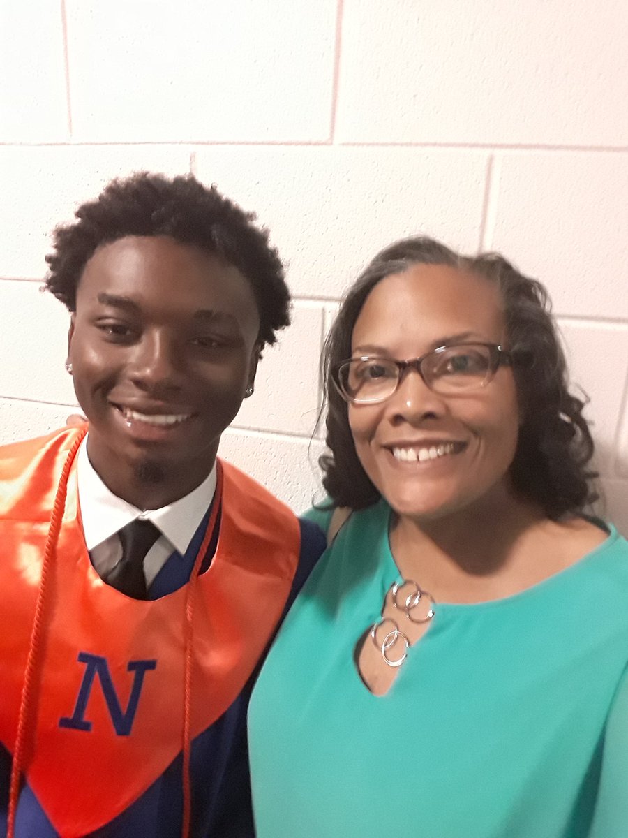 ms_c_mor's tweet photo. Congrats to my children! I didn't  birth you, but you have my heart. So proud to be a part of your journey. @RNECavaliers @Sabrina_suber @RichlandTwo #proudmom #tears #R2graduates https://t.co/93LGFrk0O4