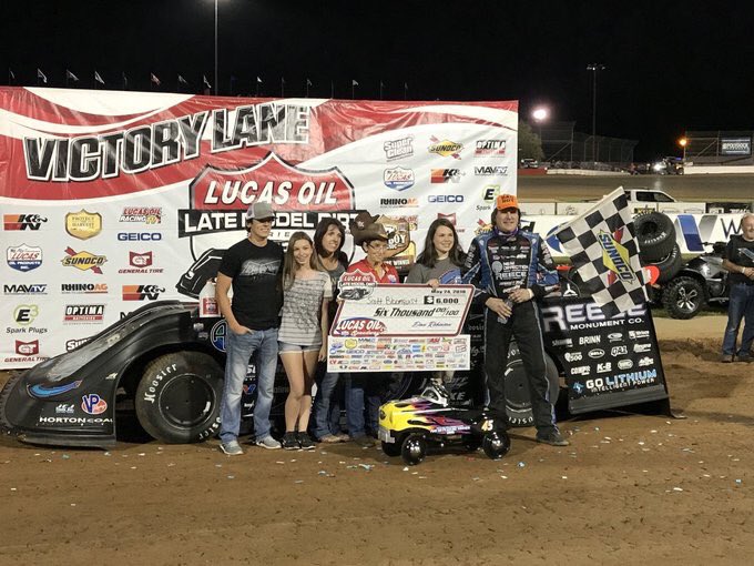 4 wins away from 600...RT to congratulate Scott on win #596 tonight <a href="/lucasspeedway/">Lucas Oil Speedway</a> 

-Team Zero