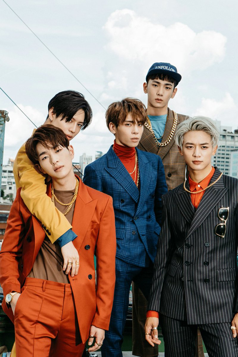 kpopers_family's tweet photo. They have went through one decade together and we know its only means more decades to come for them to keep going strong like how they used to and always are🌼🌻

🎉Happy 10th Anniversary SHINee🎉
#SHINee10thAnniversary #SHINeeisBACK https://t.co/WlSVVFLkWG