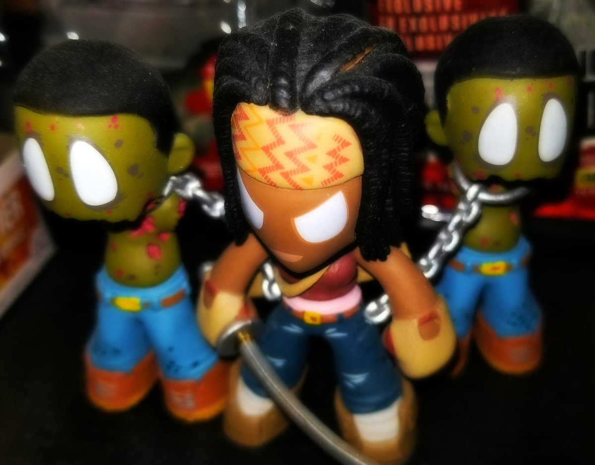Tha_Mist's tweet photo. If THIS #Offends U - Sorry, #TheWalkingDead #Fandom is not goin 2 "Adjust" our #TWDCollection b/c ur mind jumps 2 #RACIST #IWantAttention mode. π #Wth #TWDFamily @DanaiGurira, thoughts? @JDMorgan, @wwwbigbaldhead? #twdfandom #twd #ftwd #feartwd #Michonne = Badass #staceysmith https://t.co/M41JKLkbl8