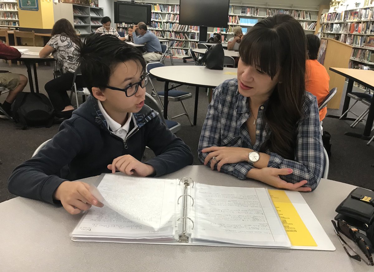Student LED Conferences using portfolios <a href="/ParkwaySOTA/">Parkway School Of The Arts</a> Day 2 had as much parent engagement &amp; excitement as Day 1❣️Hosting the opportunity for students to reflect and share their personalized learning w/their parents from 7am until 4pm.  Huge success❤️<a href="/DrFlem71/">Dr. Jermaine Fleming</a> <a href="/reimagine_bcps/">Reimagining Middle Schools BCPS</a>