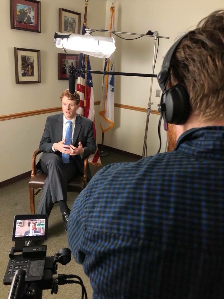 ProjectWakeUp_'s tweet photo. We were honored to interview Congressman @joekennedy this week for the upcoming #ProjectWakeUp documentary. We can't wait for you to hear his powerful and reflective insights on the state of mental health care in the U.S. #EndTheStigma https://t.co/C2ionb34T5