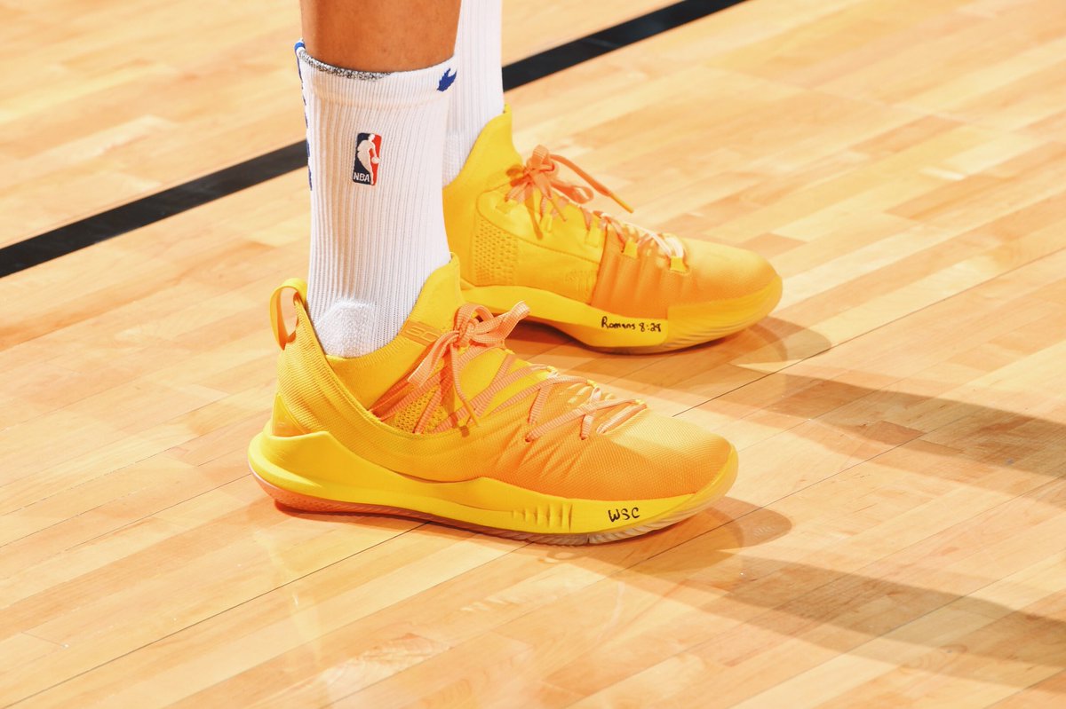 curry 5 orange