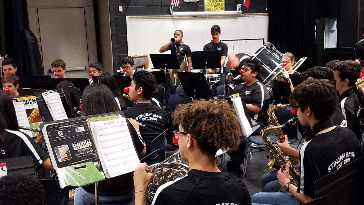 ValeMSBand's tweet photo. Advanced Bands Spring Concert!
#RedNoseDay
#NISDinspired
#ValeInspired https://t.co/b11Q2U25Wa